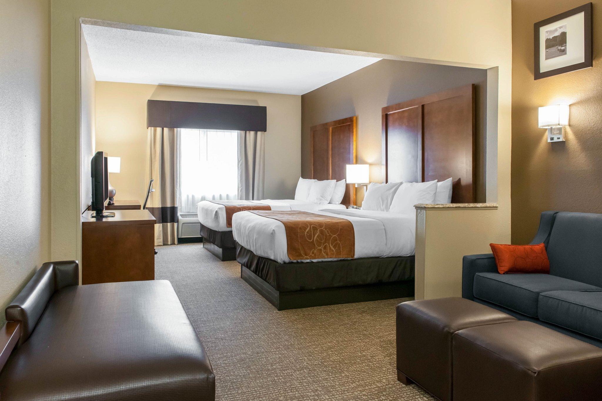 Comfort Suites Terre Haute University Area Esterno foto