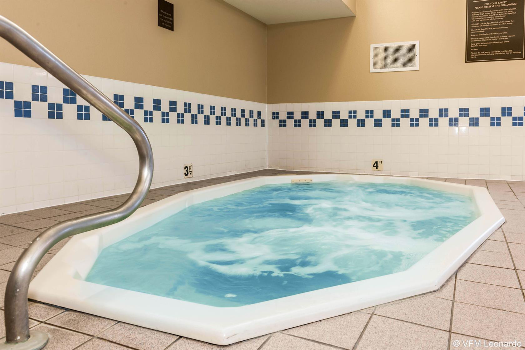 Comfort Suites Terre Haute University Area Esterno foto