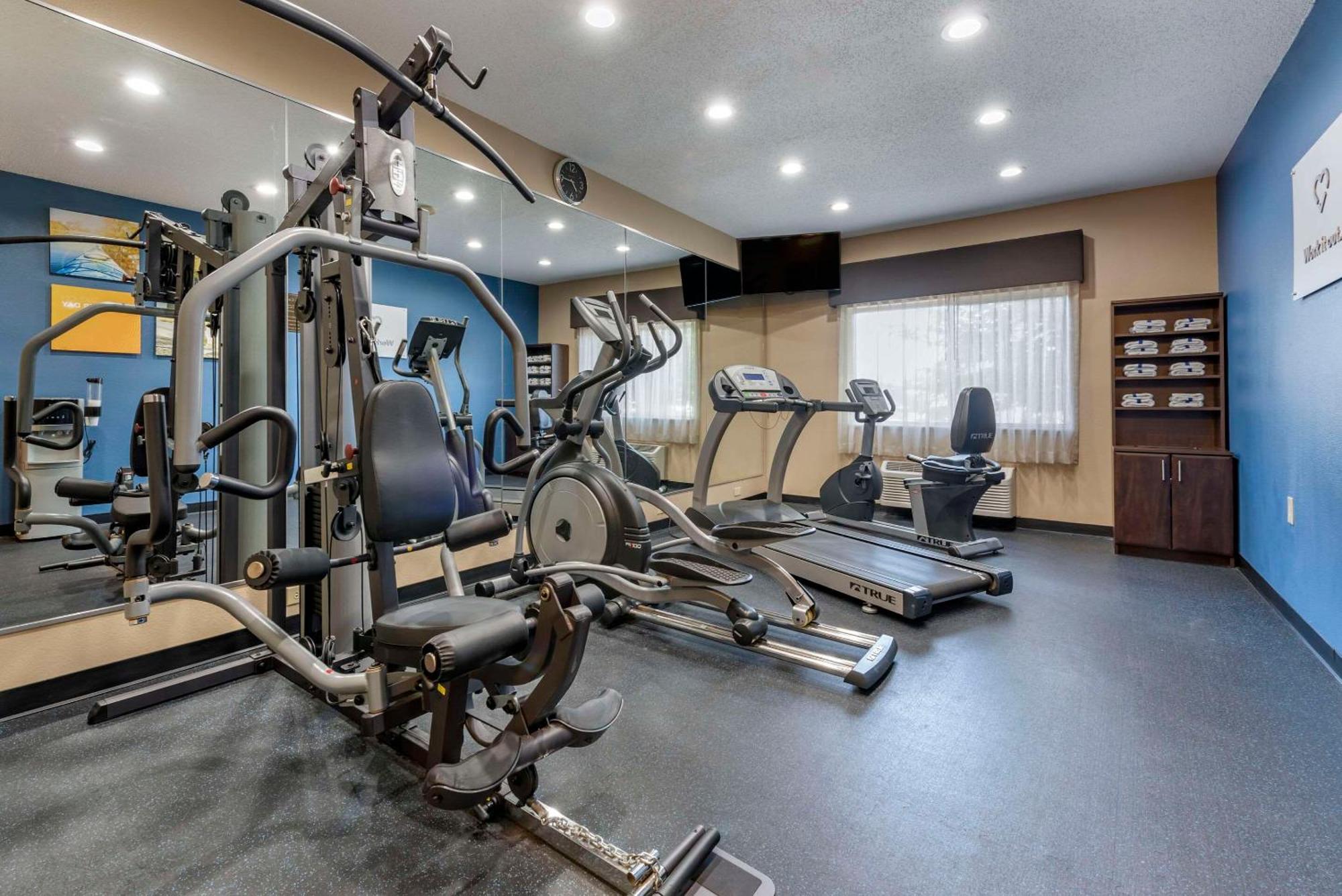Comfort Suites Terre Haute University Area Esterno foto