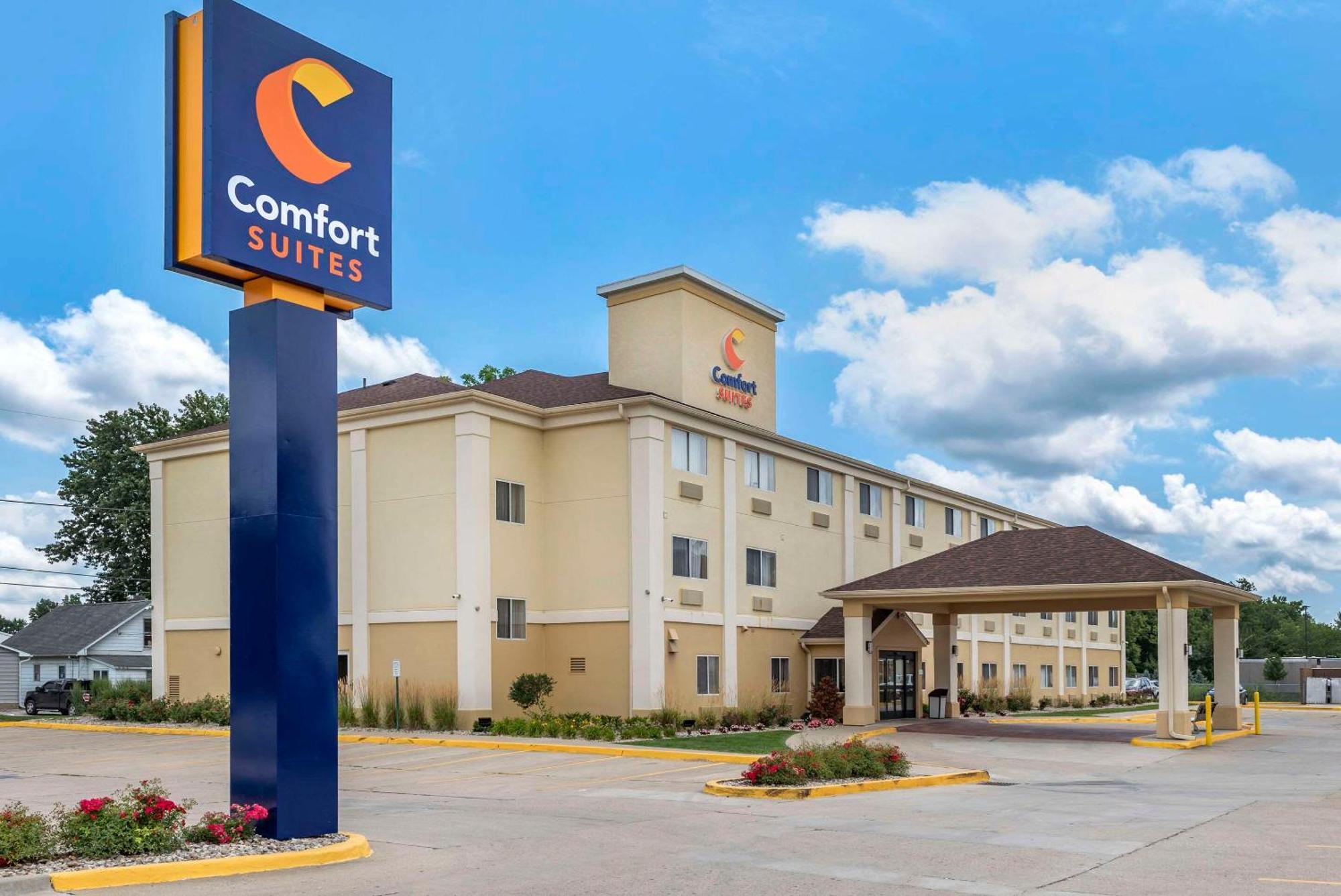Comfort Suites Terre Haute University Area Esterno foto